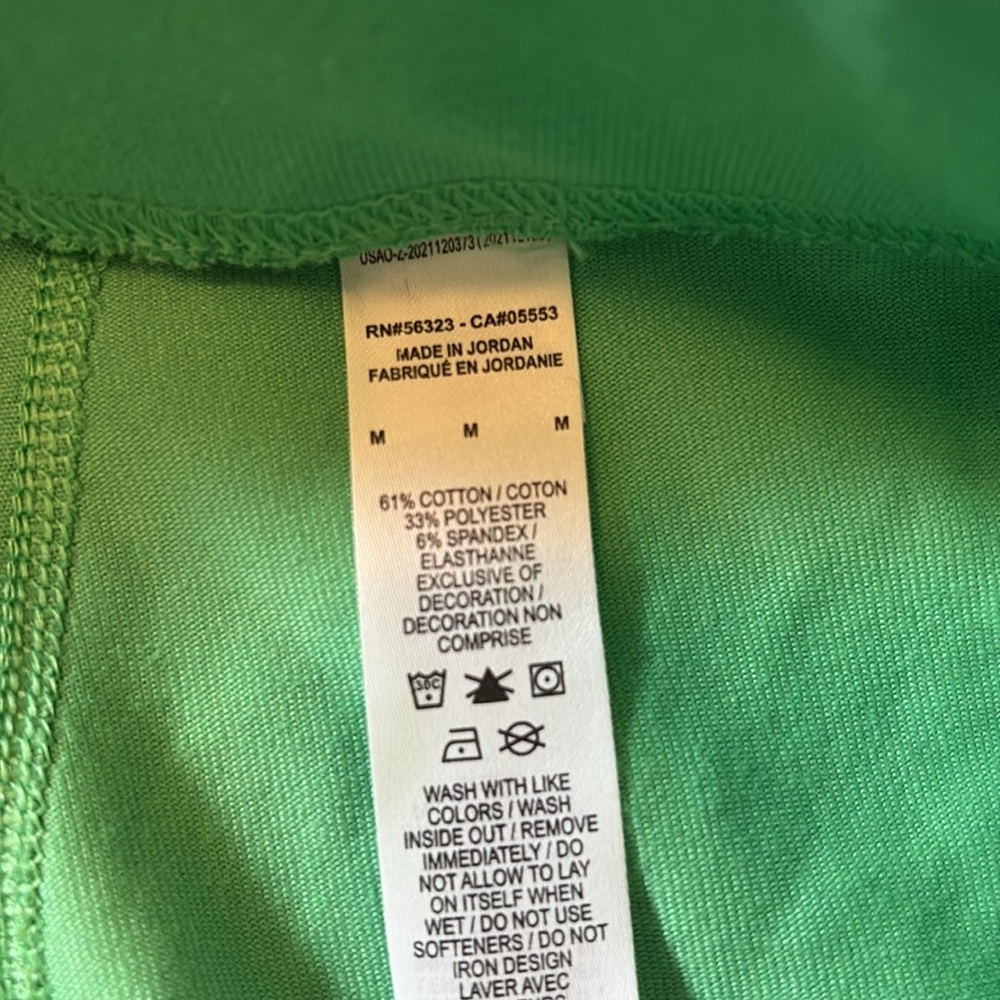 Nike Women's Vibrant Green Bike Shorts…Worn Twice - Picture 5 of 5